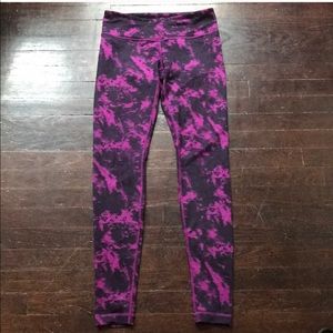 Lululemon Wunder Under sz 8
